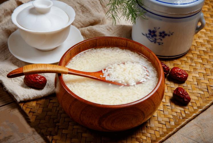 制作甜酒酿的成果展示图片（制作甜酒酿的成果展示图片高清）