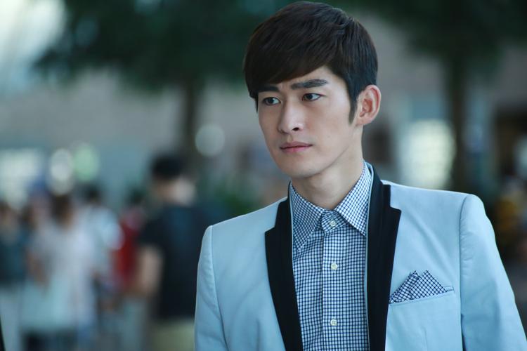 帮我播放张翰演的（我想看张翰的连续剧）