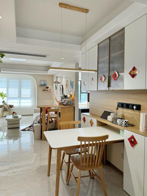 小户型改造视频大全(小户型改造攻略 打造小而美的家)