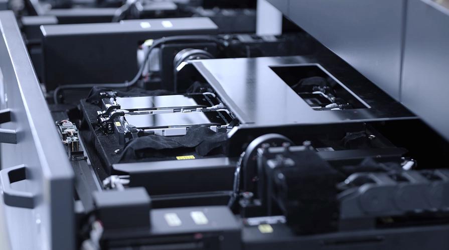 华工科技：公司在光学设计、算法校准及产线工艺上已形成完整解决方案