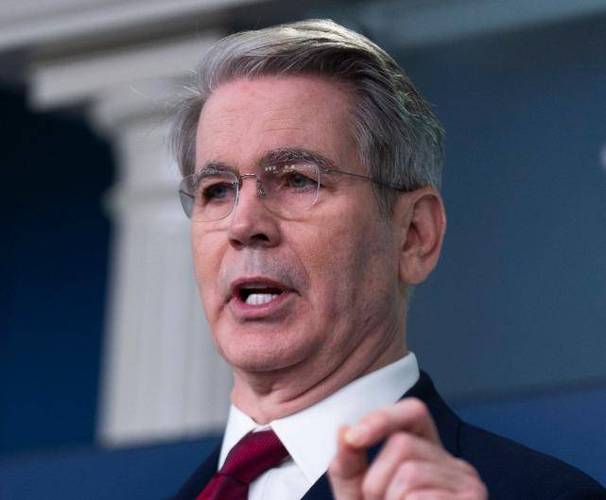 马克龙突然改变行程（马克龙的病情）